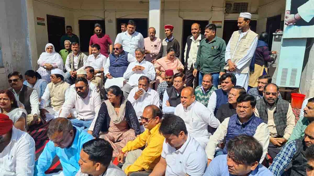 congress protests against rahul gandhi's
