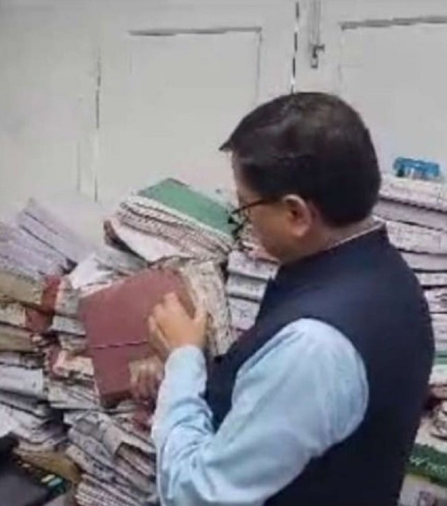 collectorate in full action mode