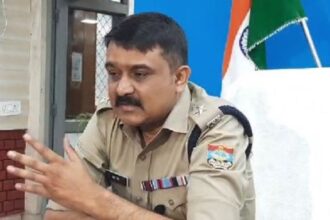 खाने में गंदगी खोज रही देहरादून पुलिस