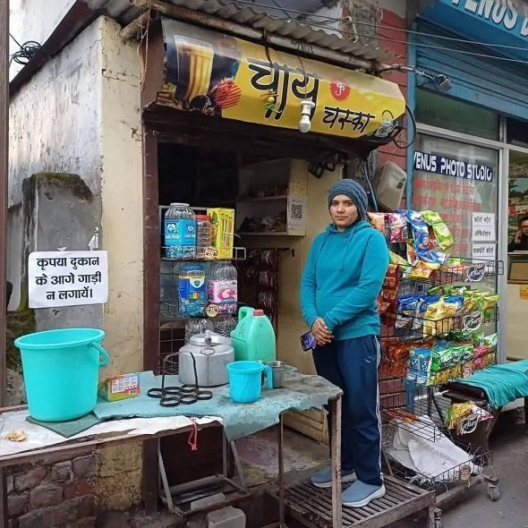 अंजना बनी सनसनी