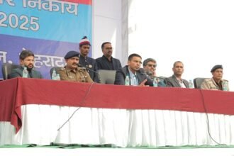 पोलिंग पार्टी