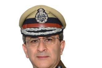 डकैत पुलिसकर्मी