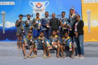 हैंडबॉल स्पर्धा में रजत पदक जीता